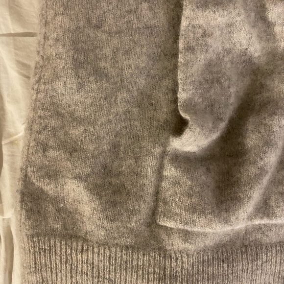 Cashmere Sweater - Picture 5 of 6
